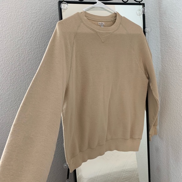 Brandy Melville Sweaters - brandy melville crew neck